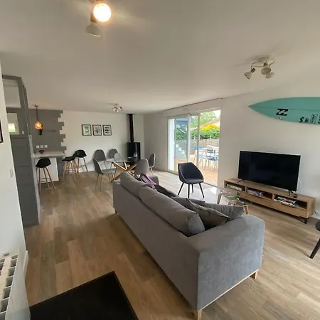 Maison Mitoyenne Chaleureuse Avec Piscine Chauffée La Teste-de-Buch